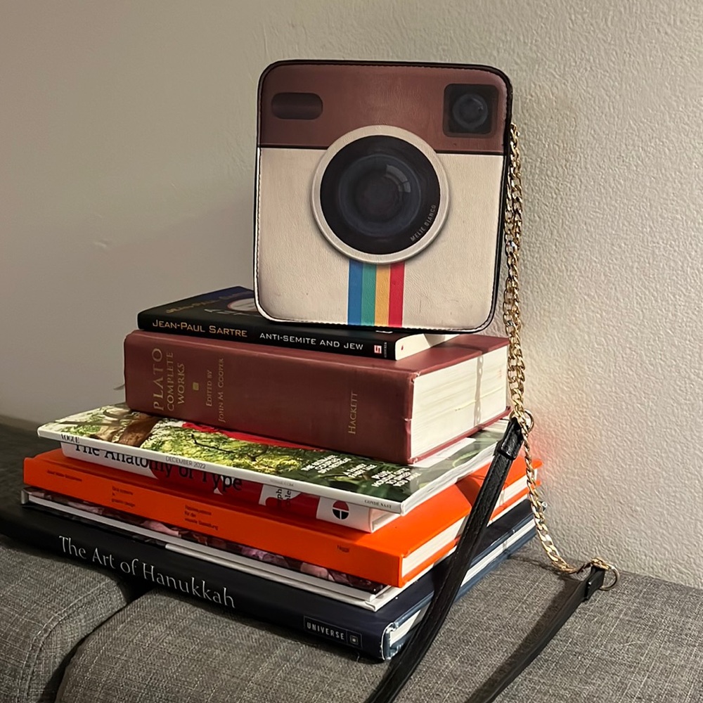 Original Instagram logo crossbody chain bag
